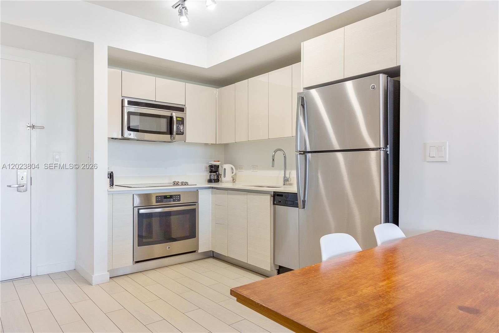 BEACHWALK CONDOMINIUM - Residential
