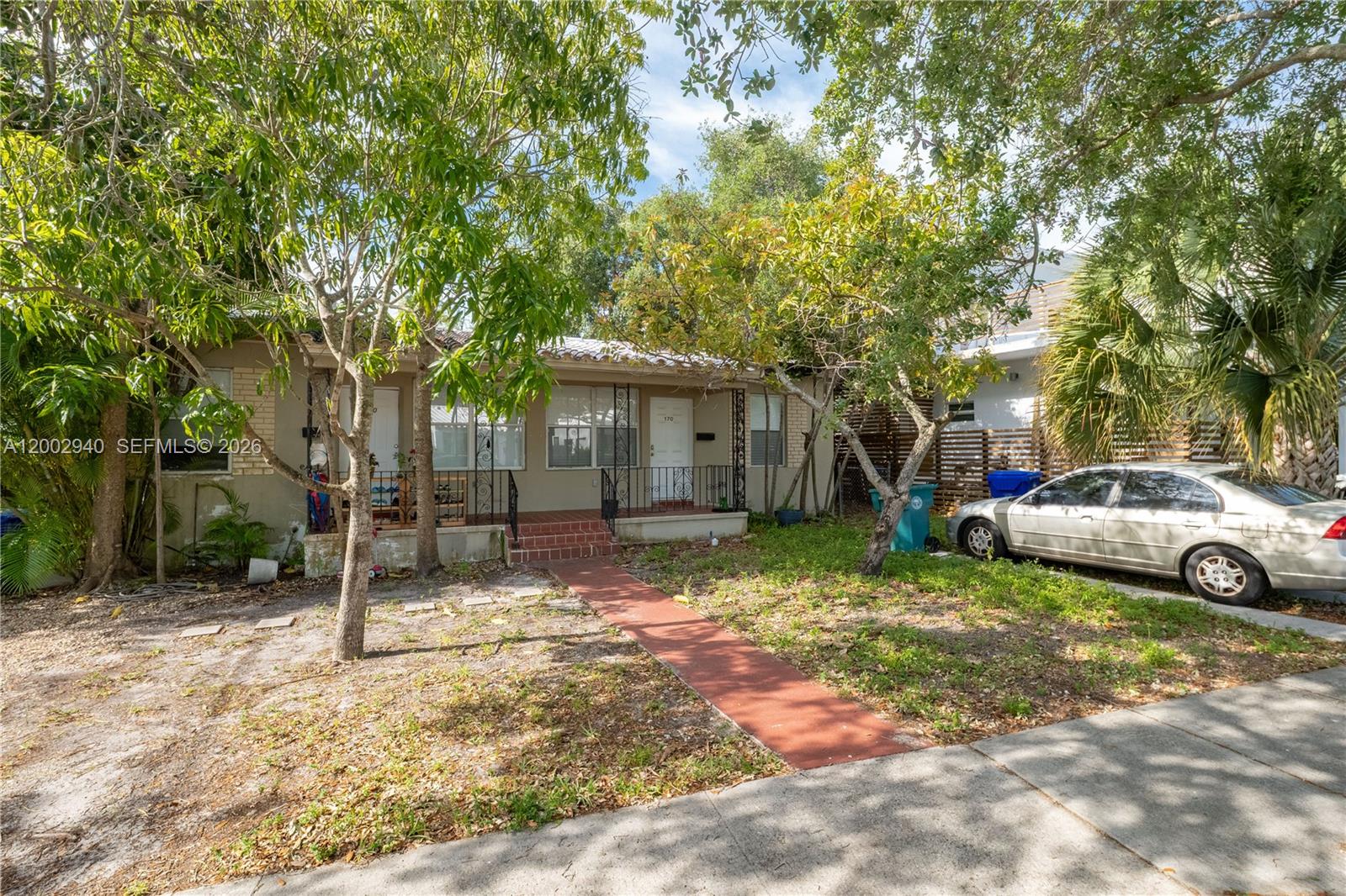 SHADOWLAWN - Residential Income