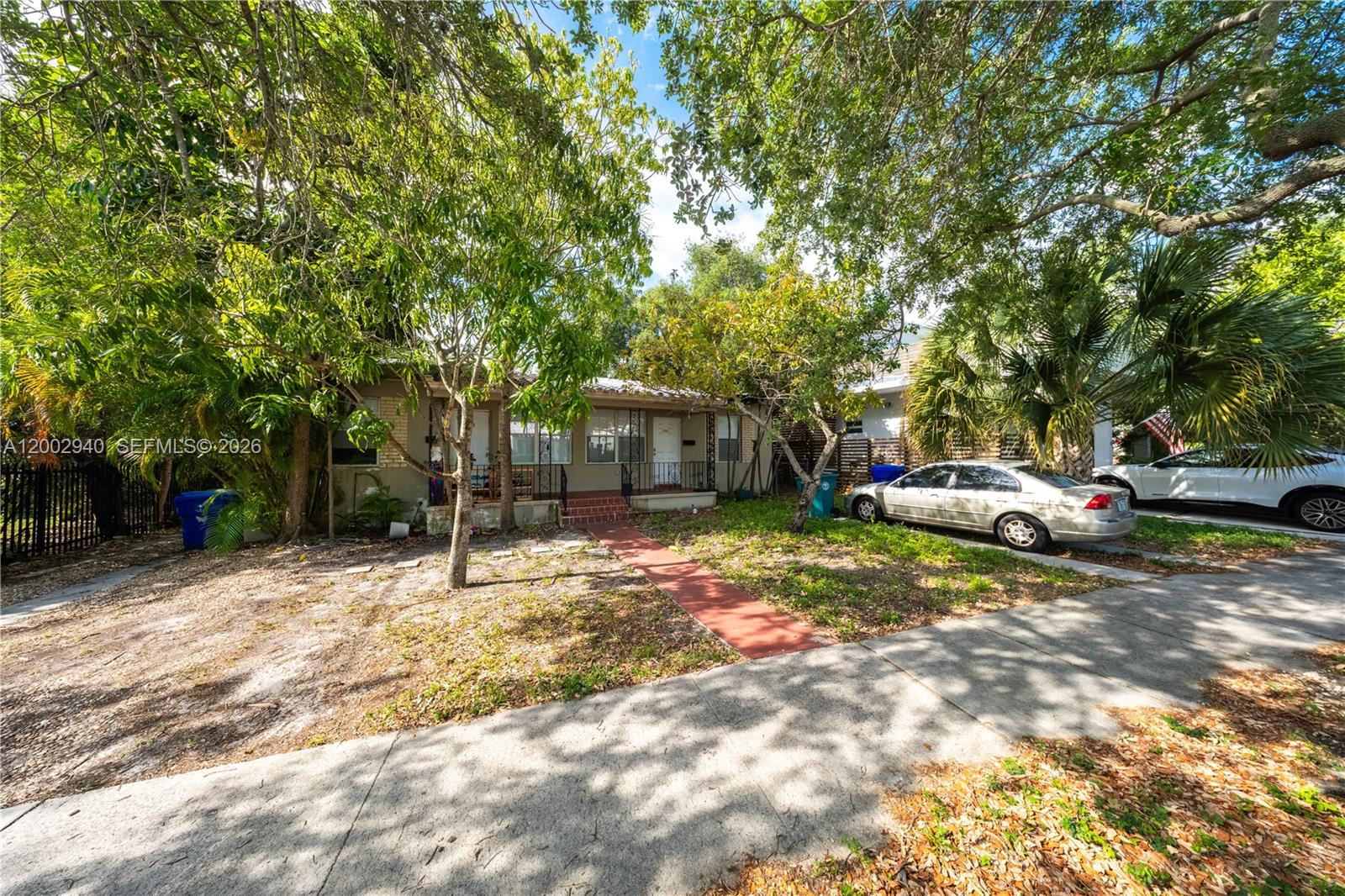 SHADOWLAWN - Residential Income