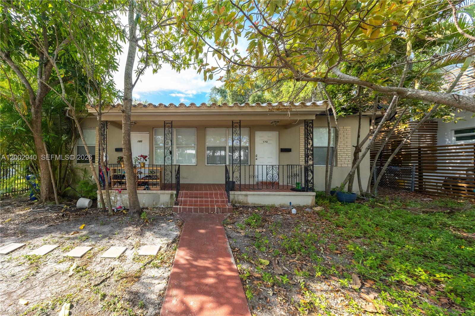 SHADOWLAWN - Residential Income