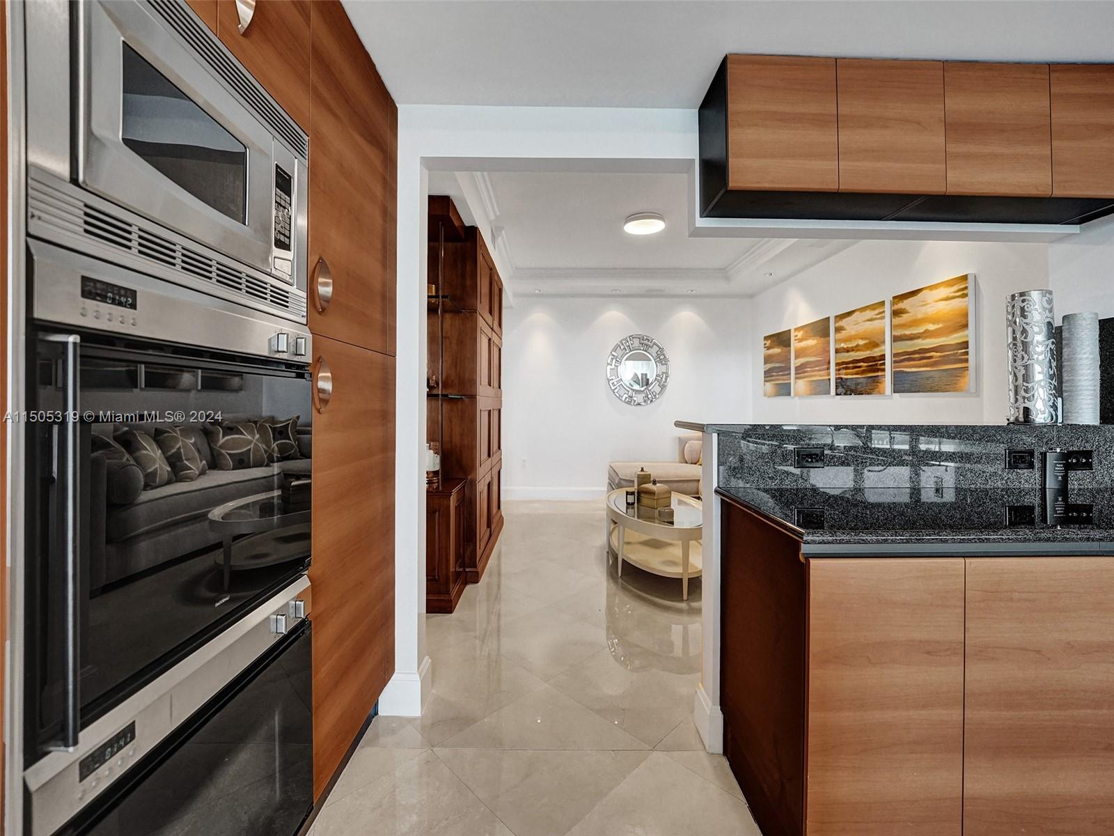 TOWERS OF PORTO VITA-SOUT - Residential