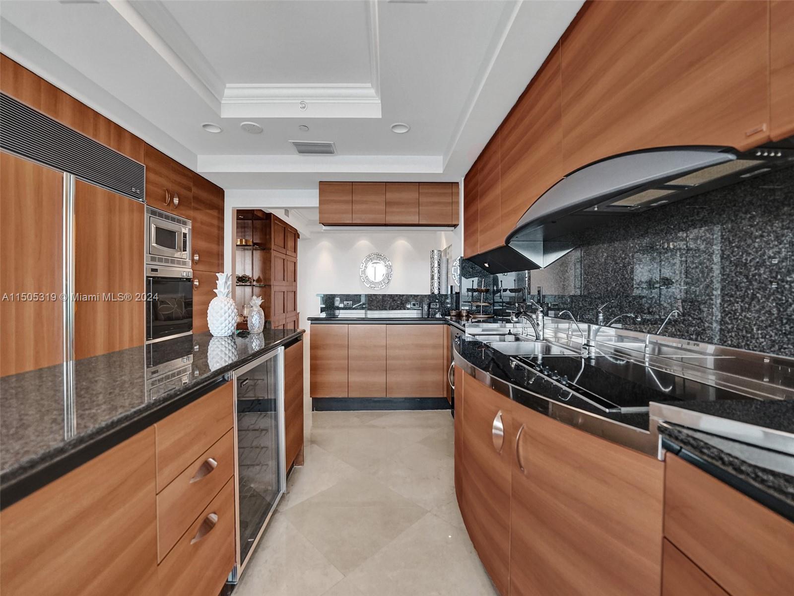 TOWERS OF PORTO VITA-SOUT - Residential