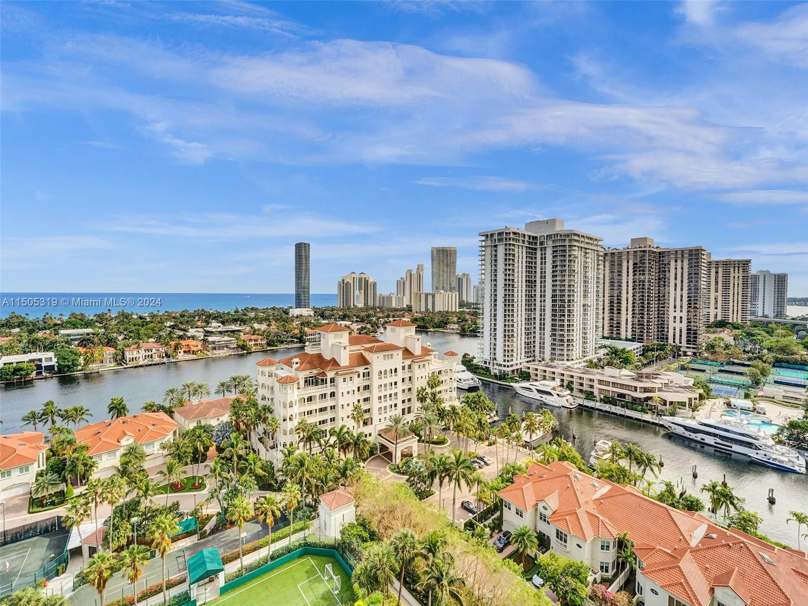 TOWERS OF PORTO VITA-SOUT - Residential