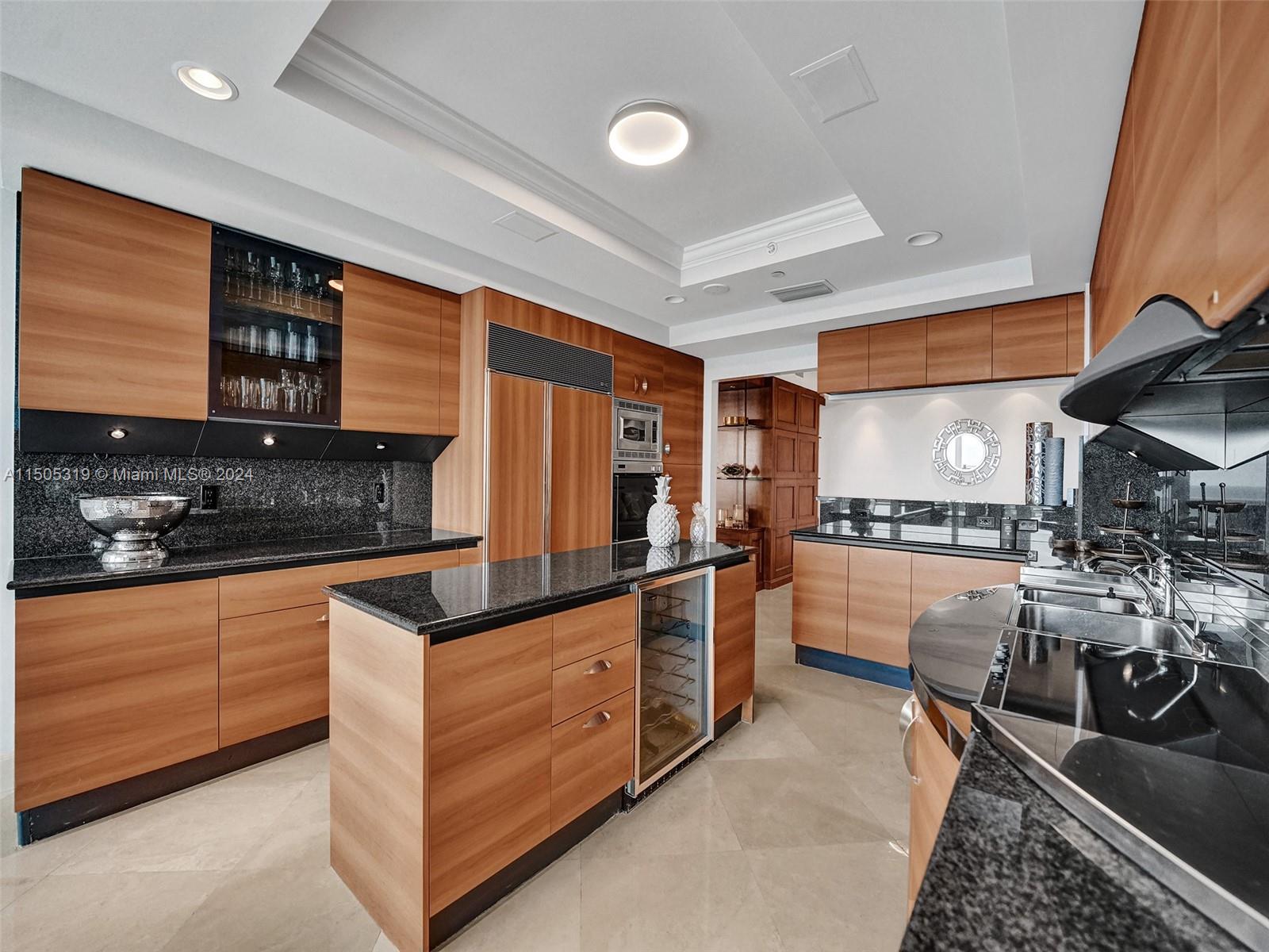 TOWERS OF PORTO VITA-SOUT - Residential