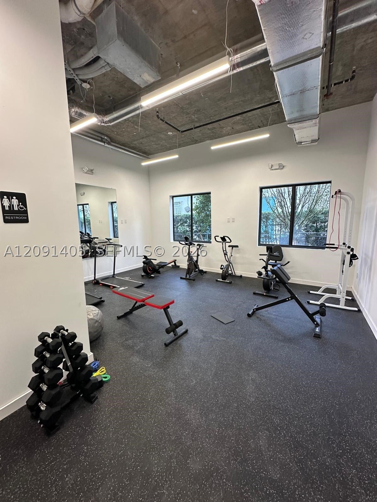 3422 NW 5th Ave 405