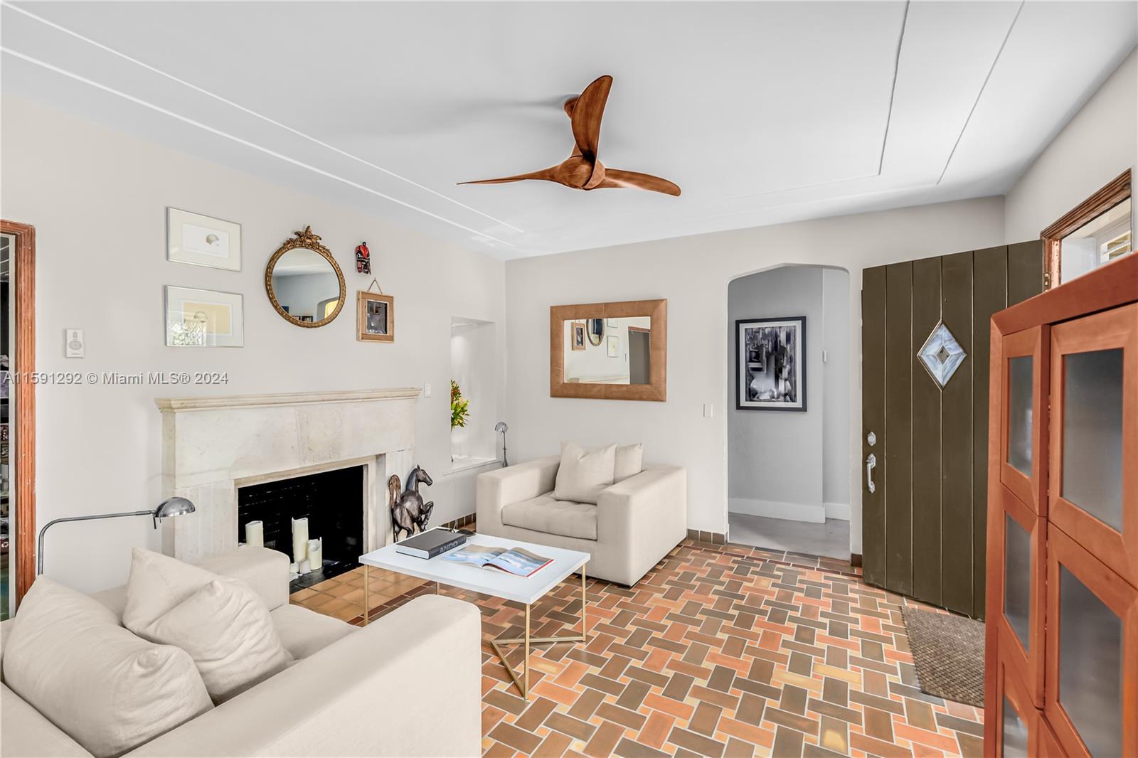 NEW BELLE MEADE - Residential