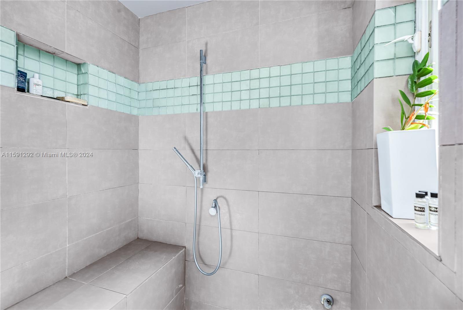 NEW BELLE MEADE - Residential