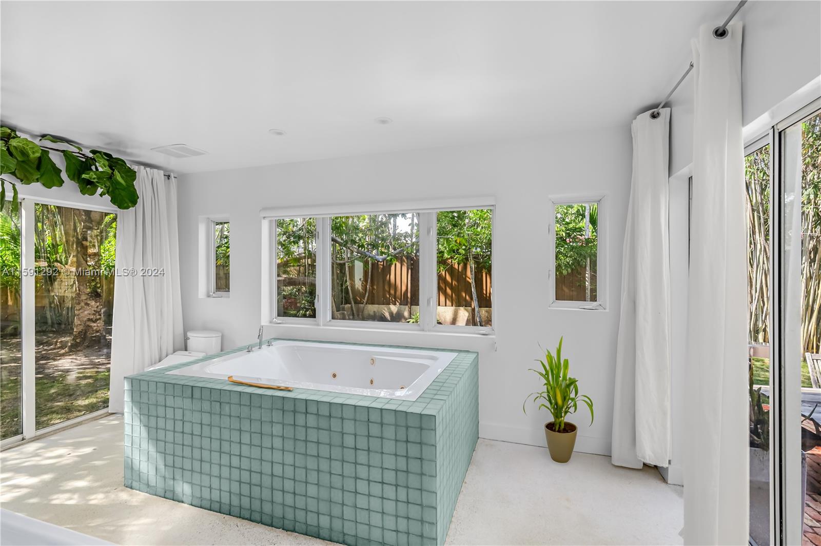 NEW BELLE MEADE - Residential