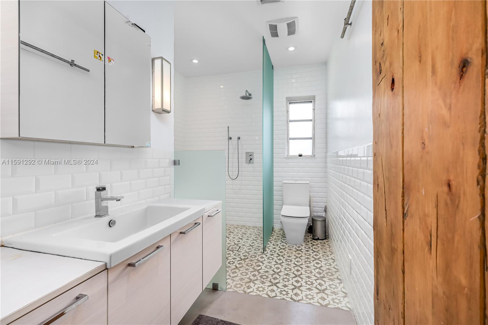 NEW BELLE MEADE - Residential