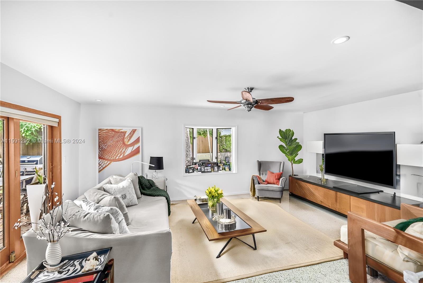 NEW BELLE MEADE - Residential