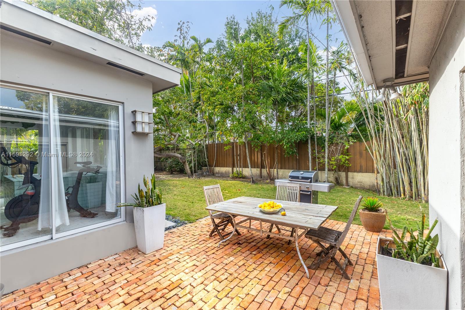 NEW BELLE MEADE - Residential