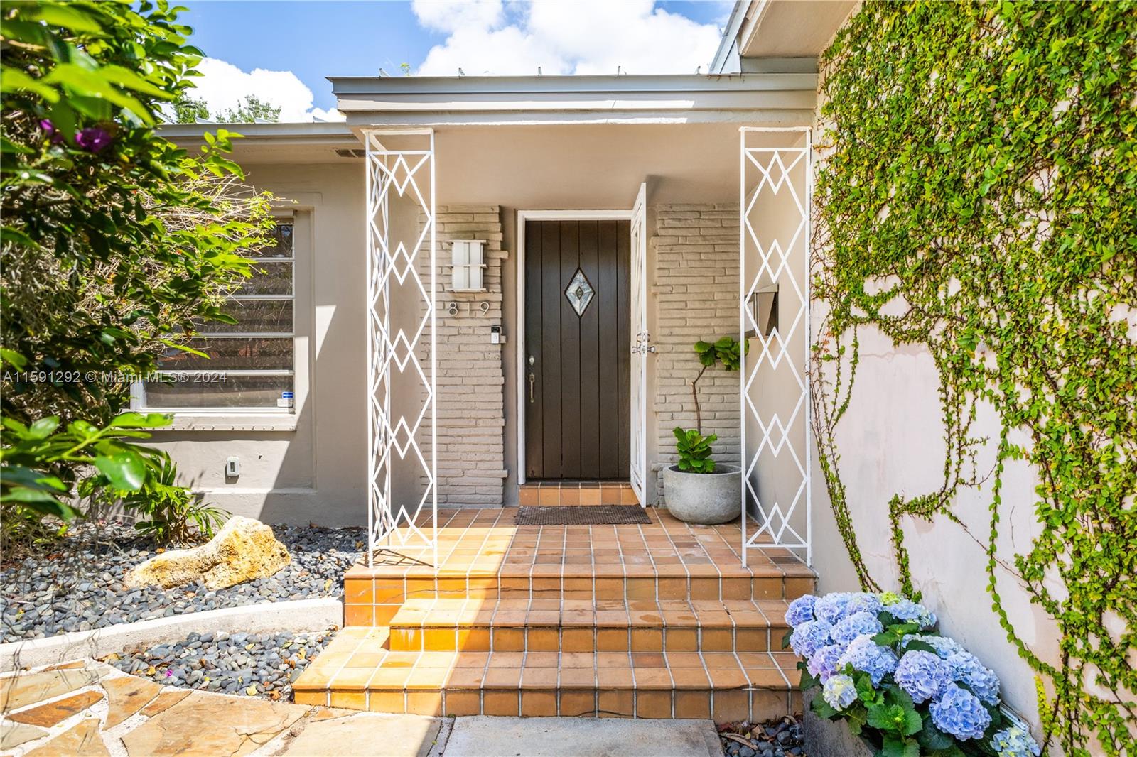 NEW BELLE MEADE - Residential