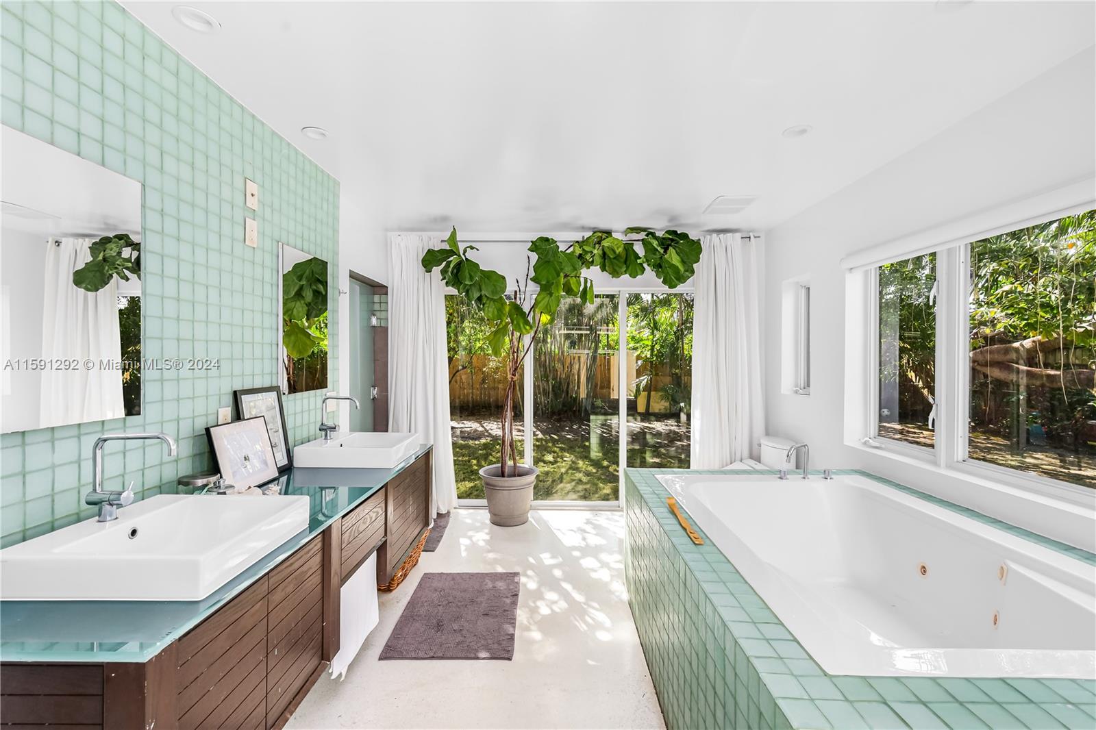 NEW BELLE MEADE - Residential