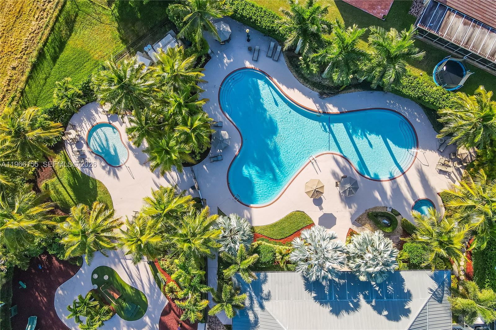 PORTOFINO OAKS - Residential