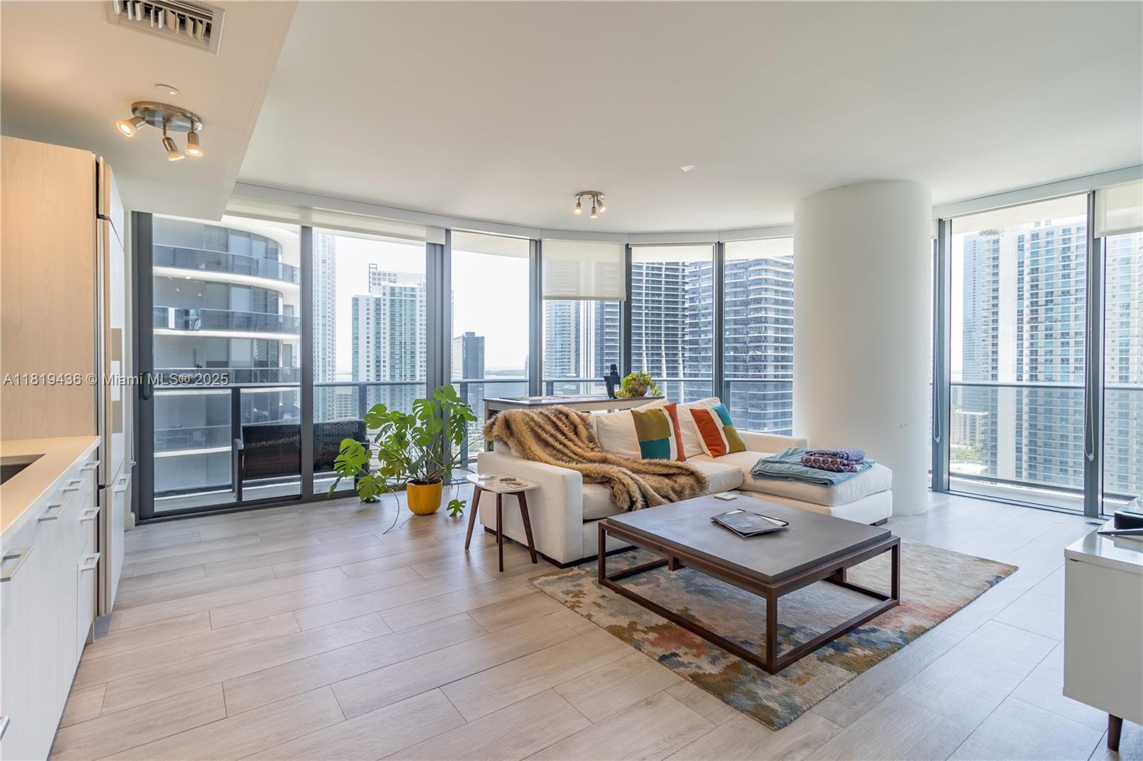 BRICKELL HEIGHTS WEST CON - Residential Lease
