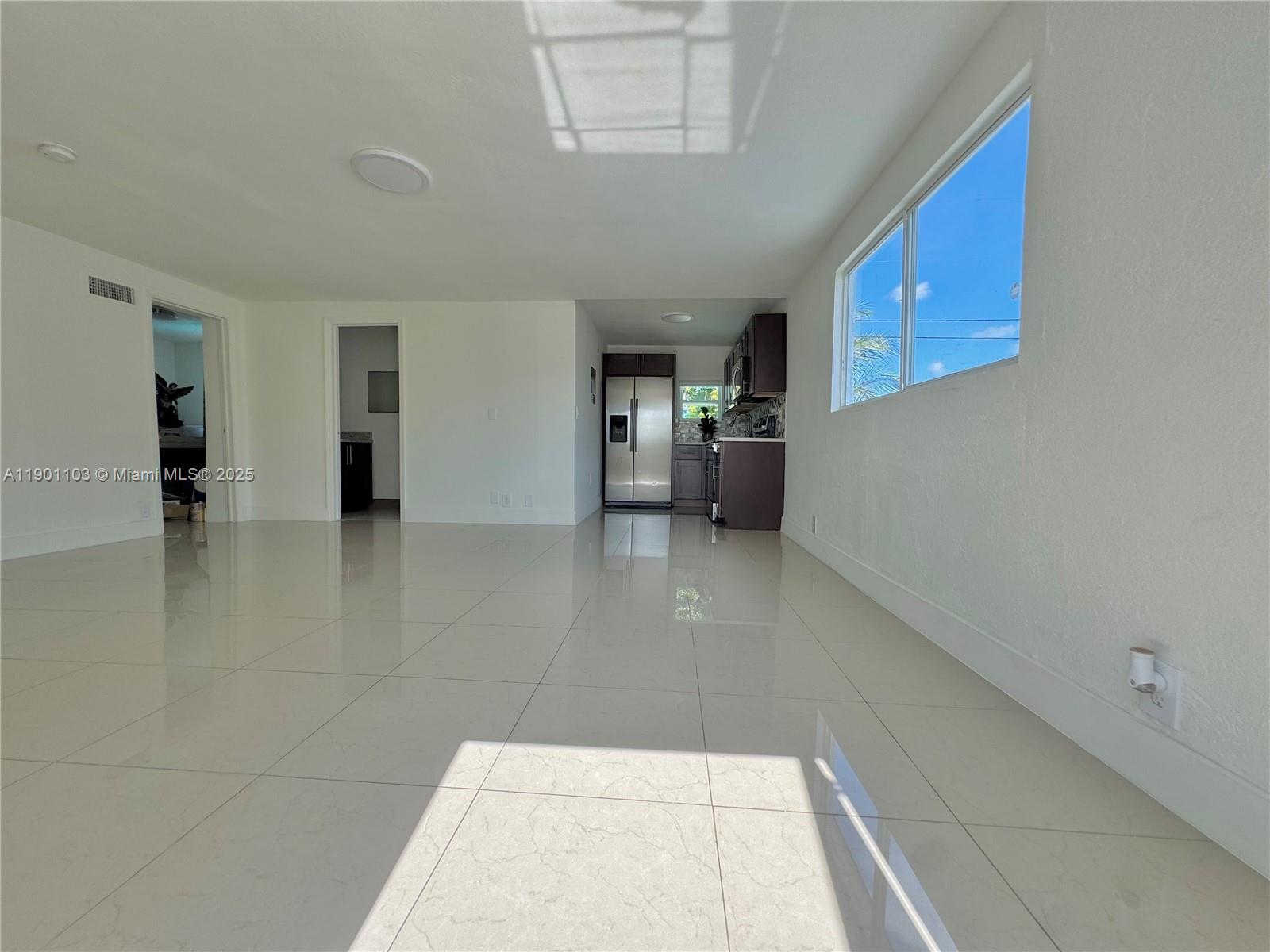 WESTWOOD LAKE 4TH ADDN - Residential Lease