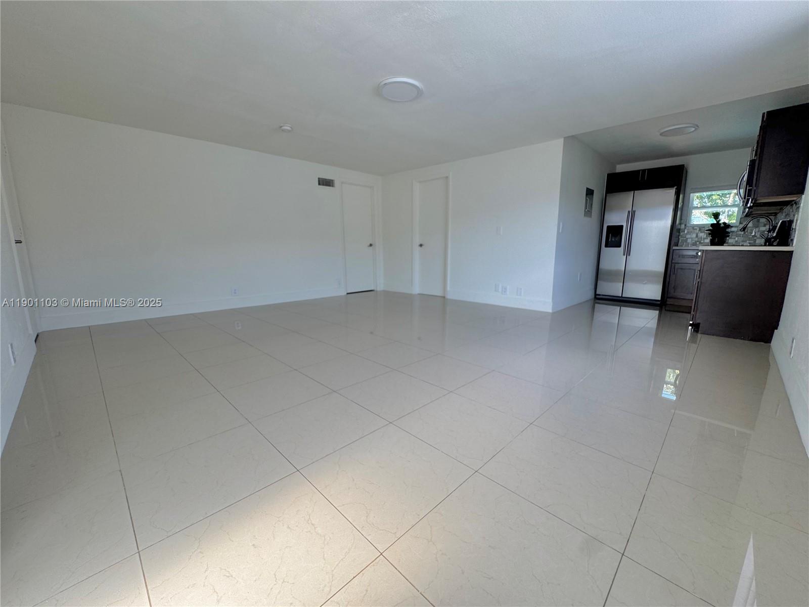 WESTWOOD LAKE 4TH ADDN - Residential Lease