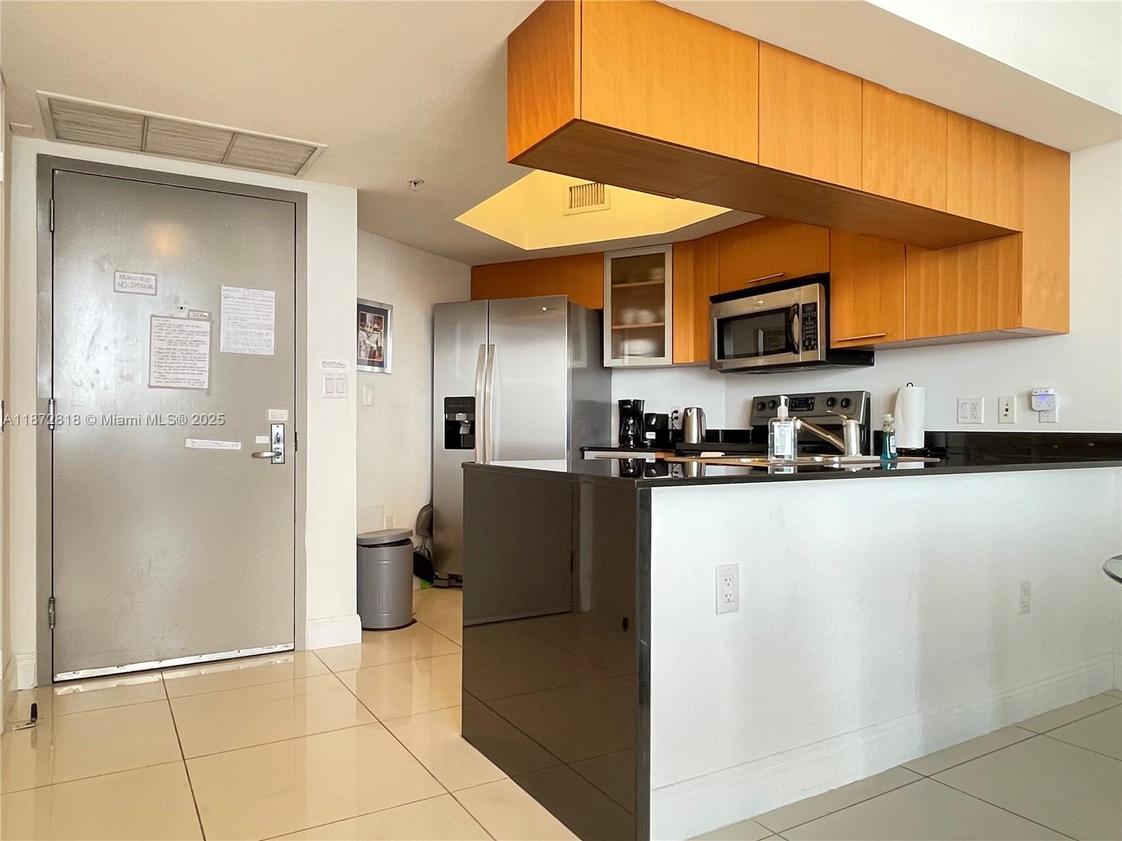 1750 N Bayshore Dr 5614