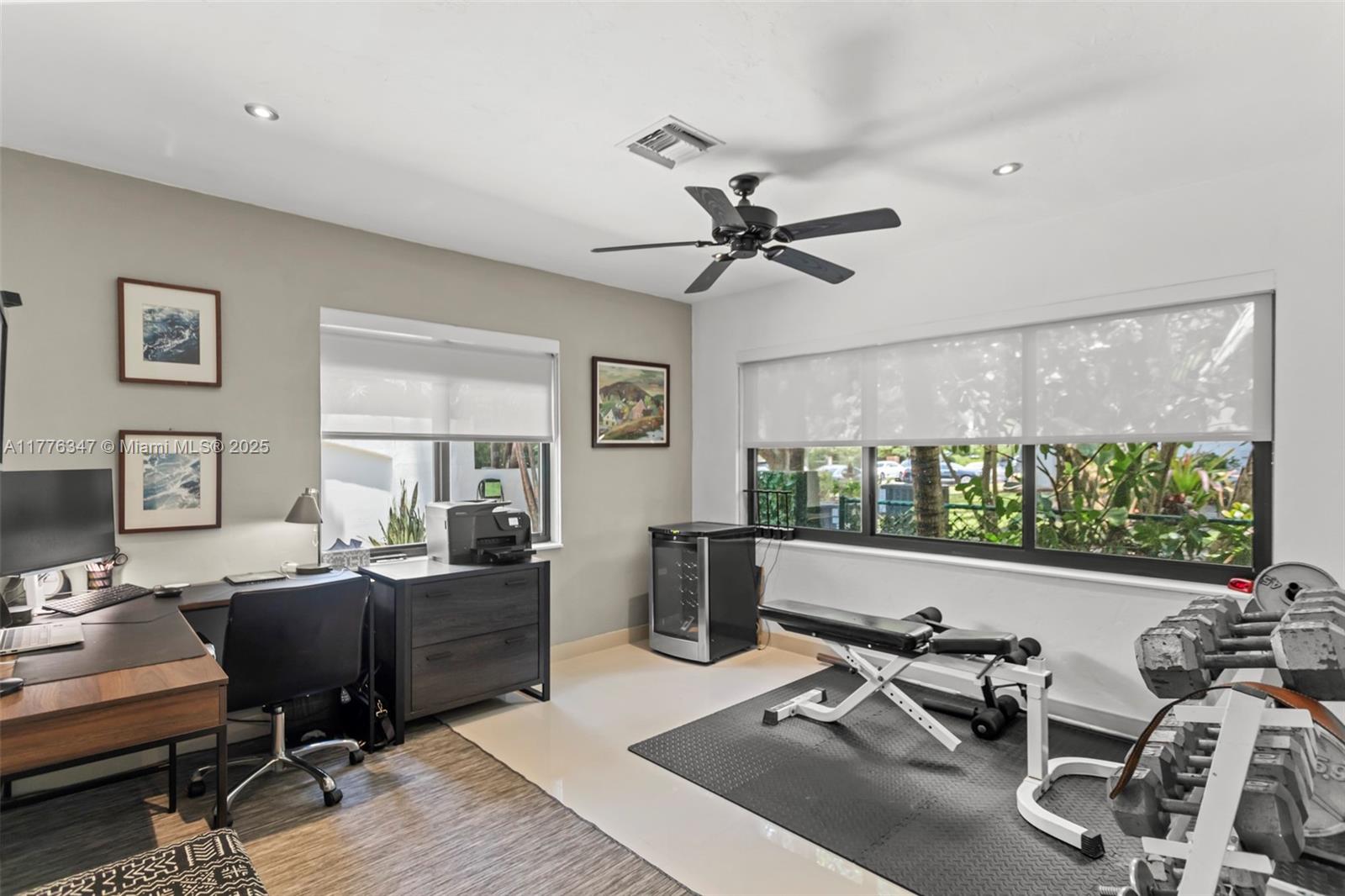 RIO VISTA ISLES - Residential