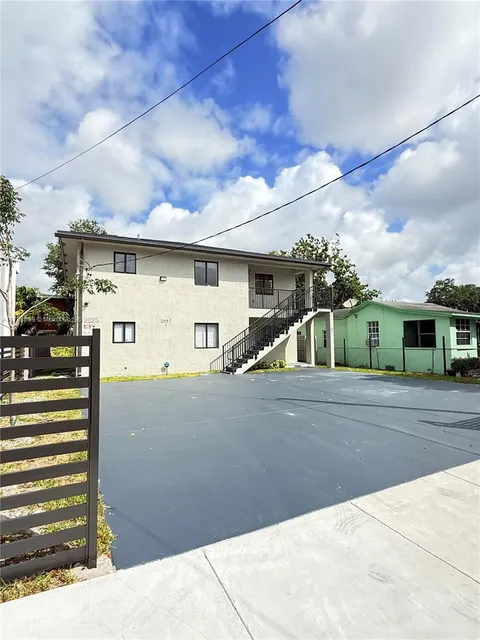 MLS: A11784699
