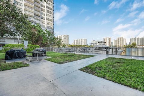 A home in Aventura