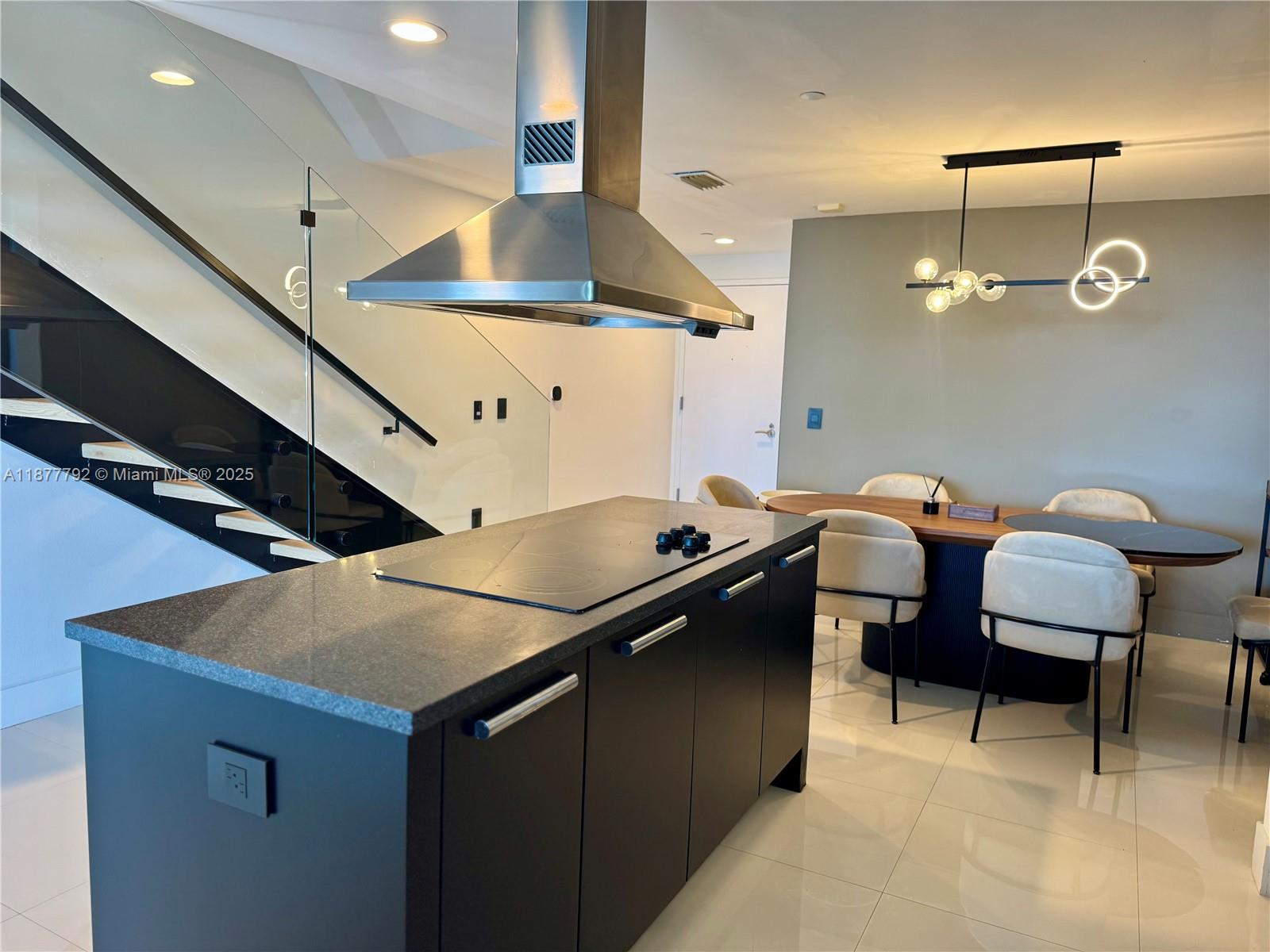 ARTECH RESIDENCES AT AVEN - Residential