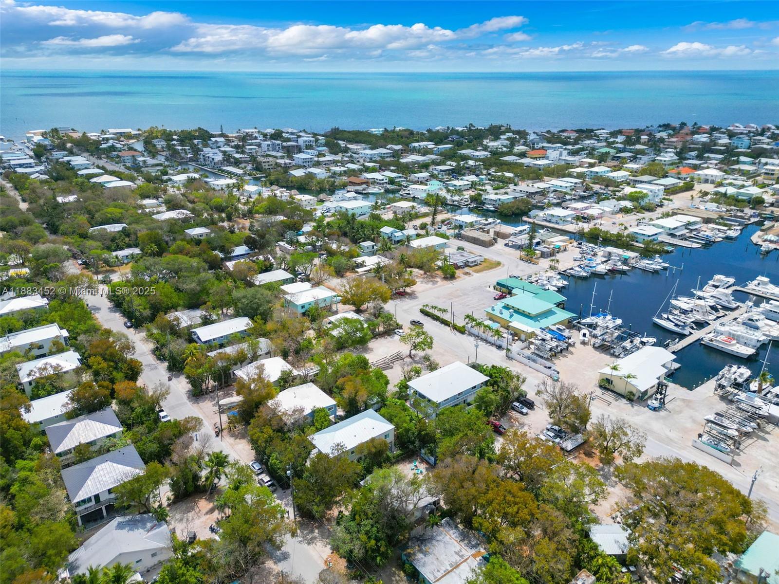 KEY LARGO BEACH - Residential Lease