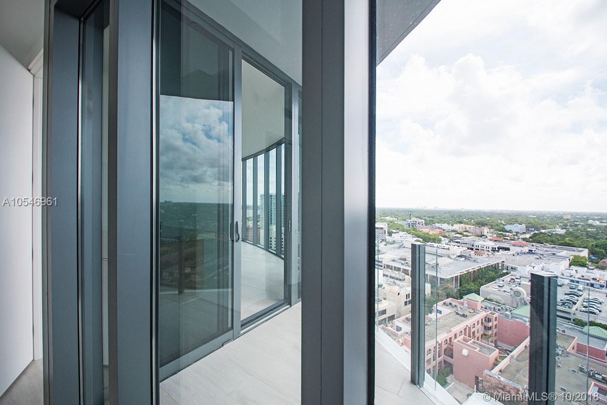 CLUB RESIDENCES AT PARK G - Residential Lease