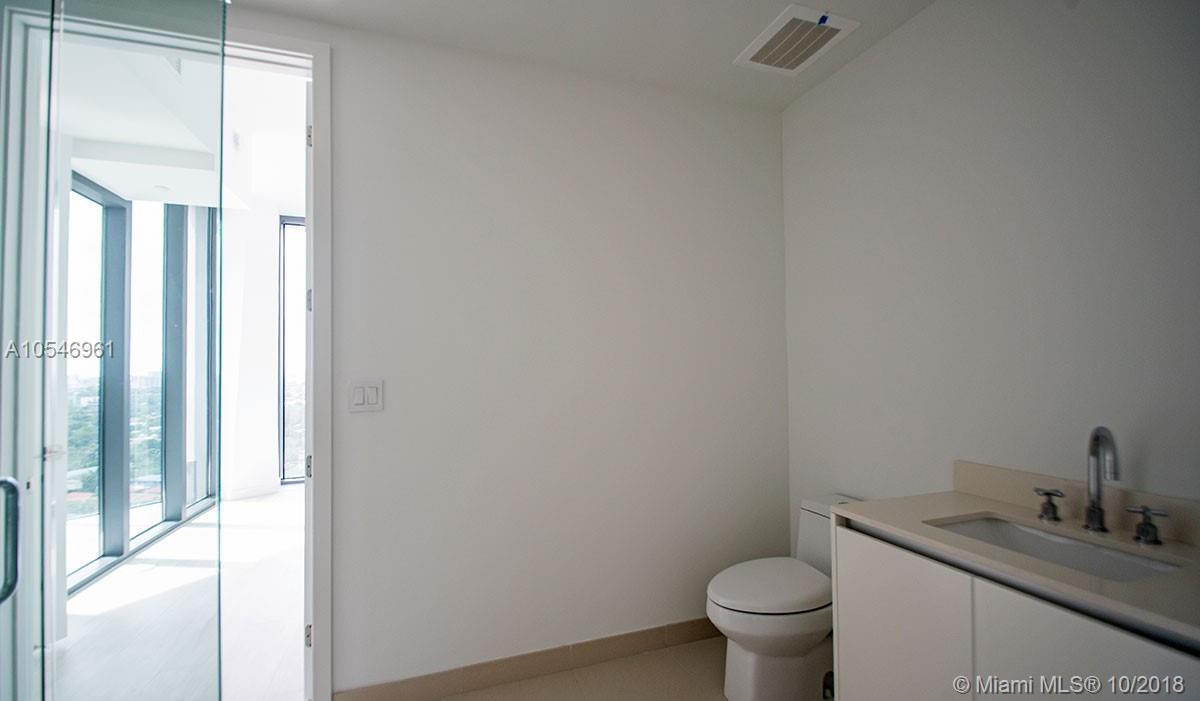 CLUB RESIDENCES AT PARK G - Residential Lease