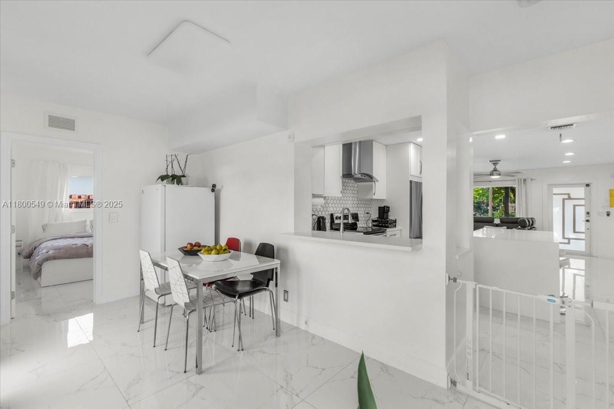 TAMARAC FOREST - Residential