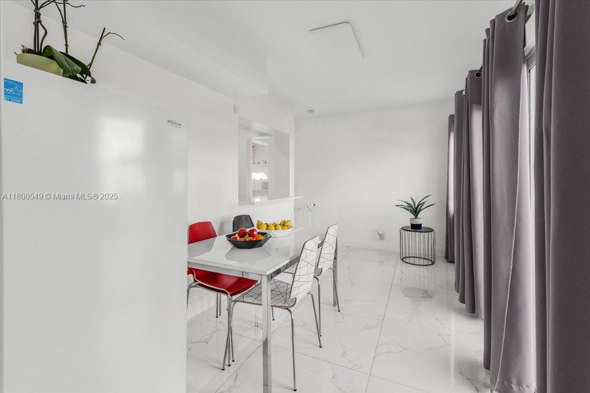 TAMARAC FOREST - Residential