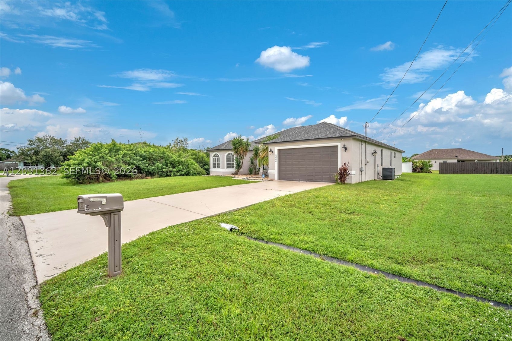 5804 NW West Dooley Cir