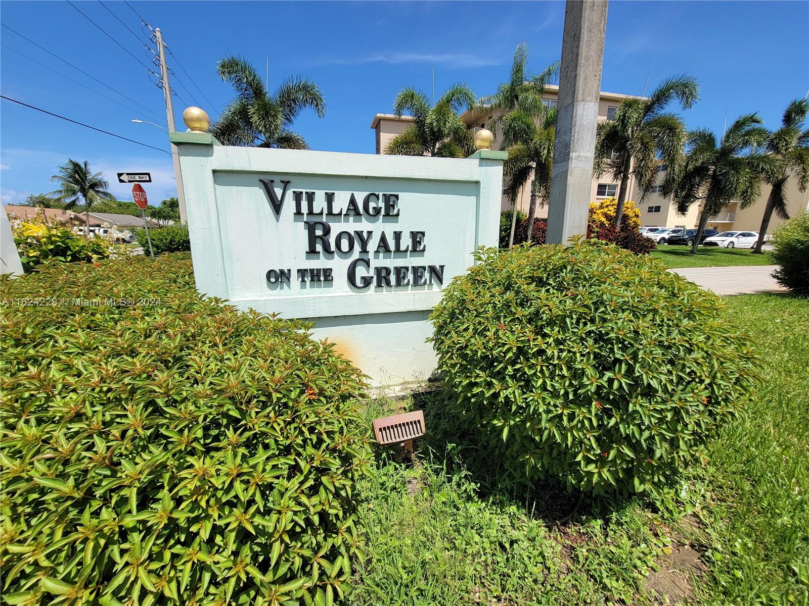 VILLAGE ROYALE ON THE GRE - Residential