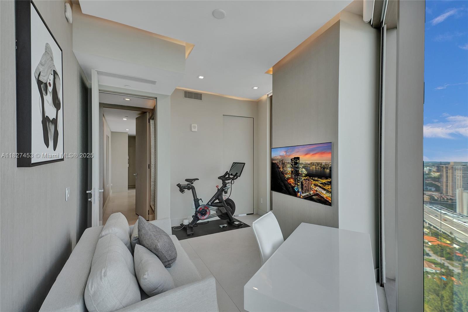 18975 COLLINS CONDO - Residential