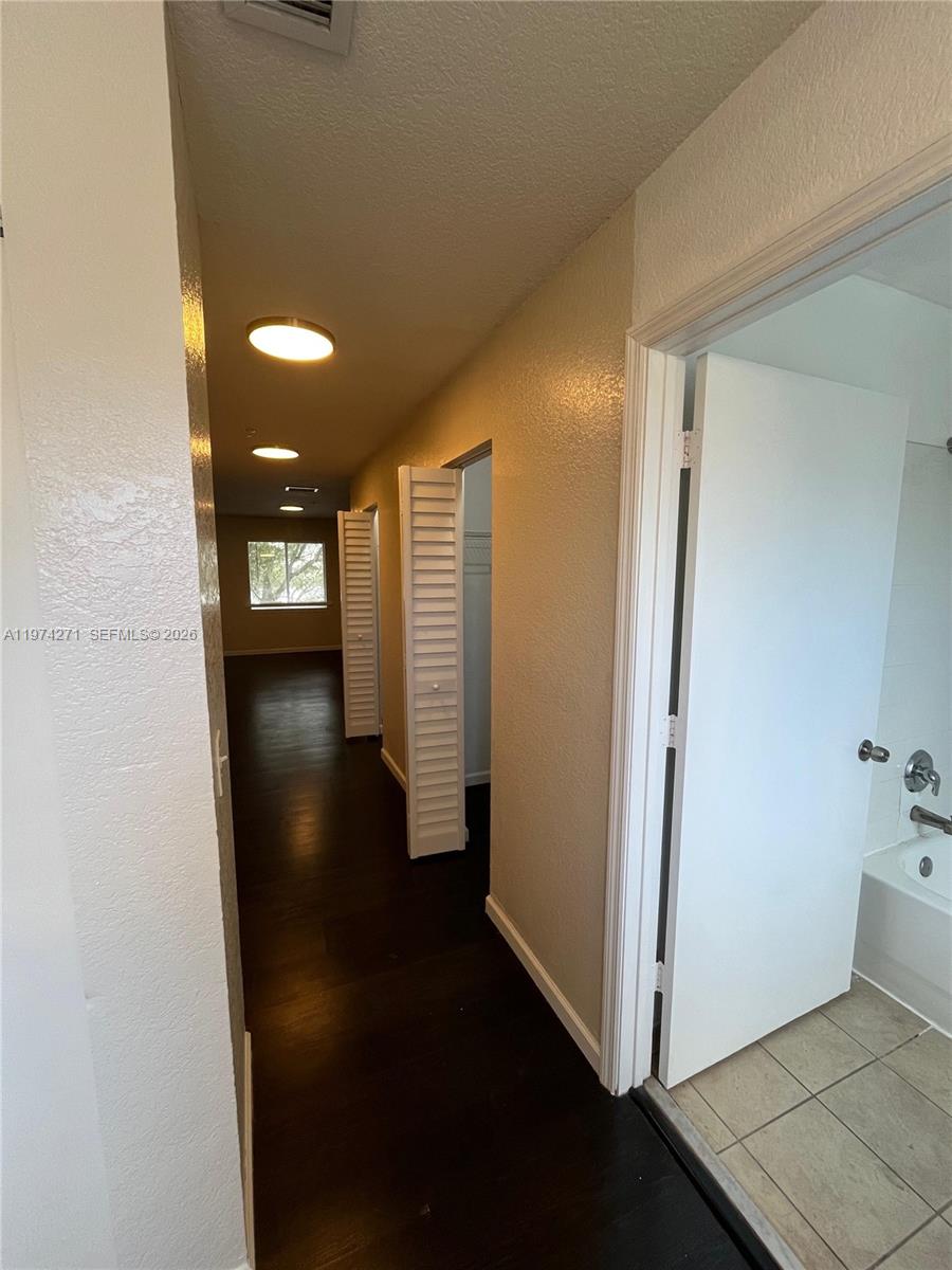 LAKE VUE VILLAS CONDO - Residential Lease