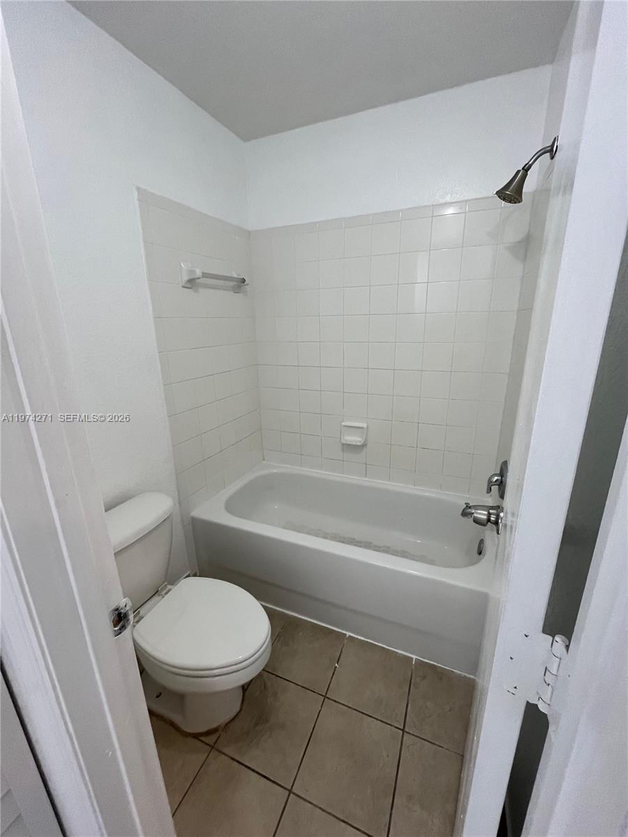 LAKE VUE VILLAS CONDO - Residential Lease