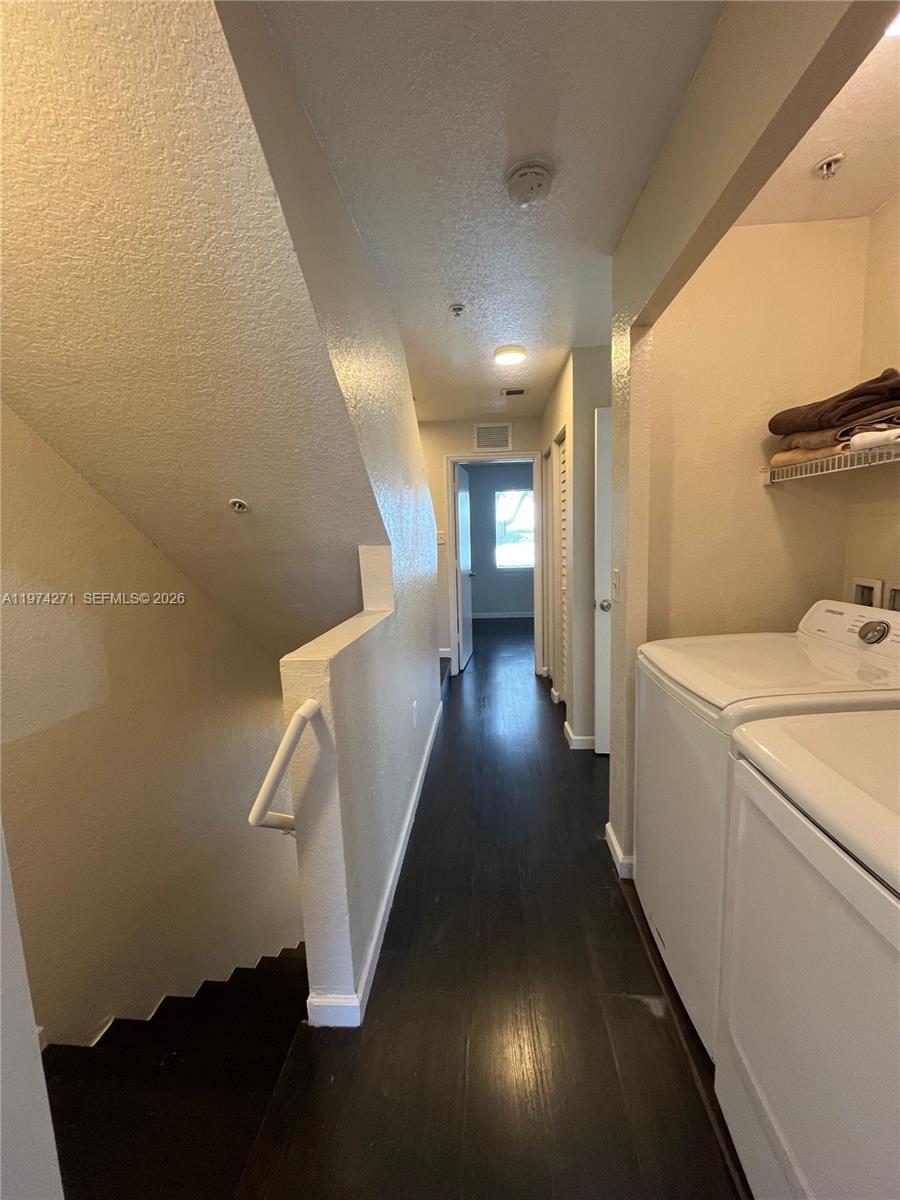 LAKE VUE VILLAS CONDO - Residential Lease