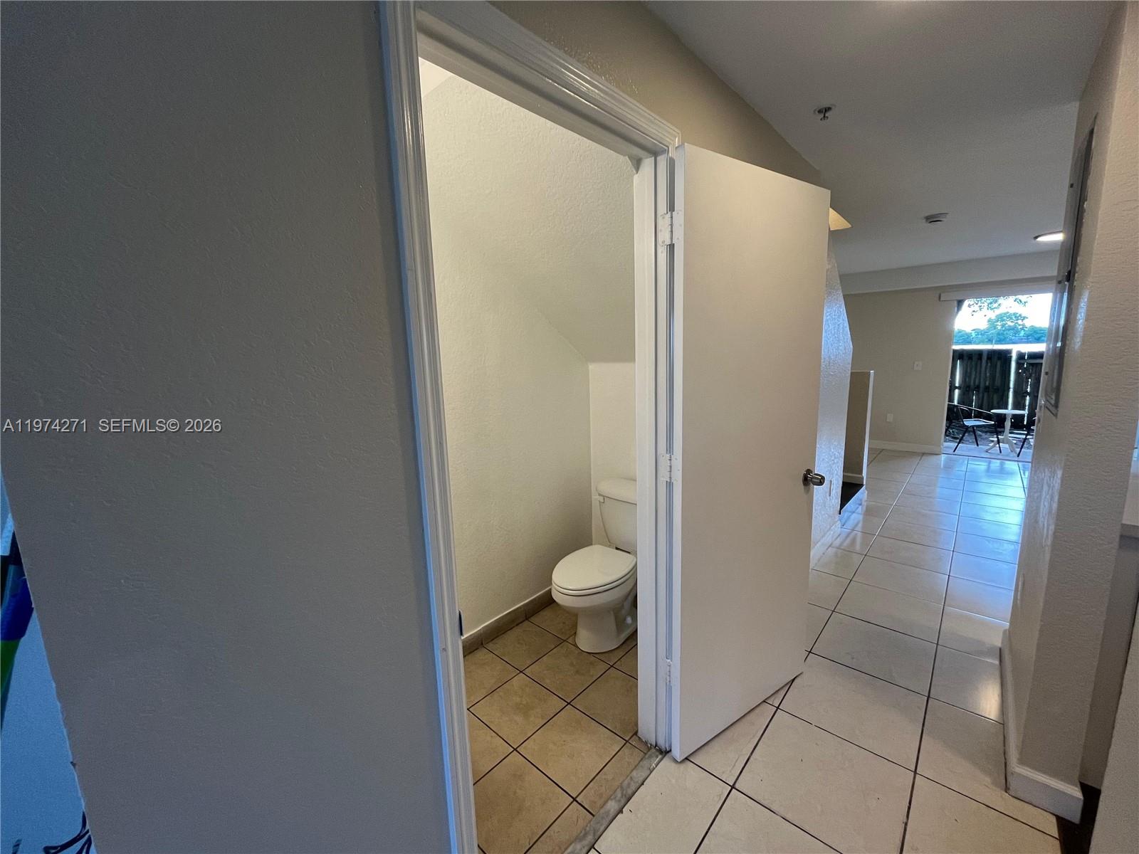 LAKE VUE VILLAS CONDO - Residential Lease