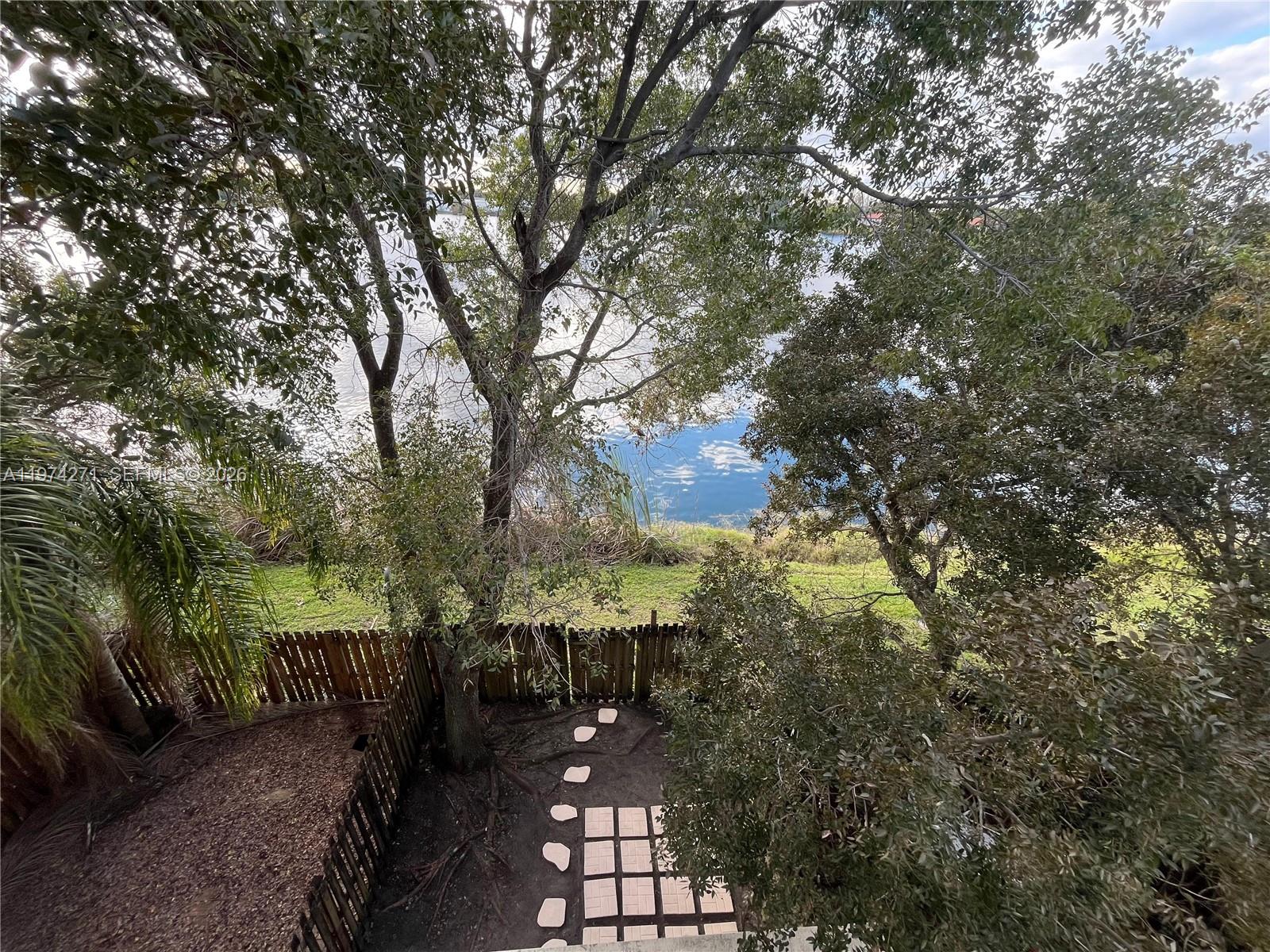 LAKE VUE VILLAS CONDO - Residential Lease