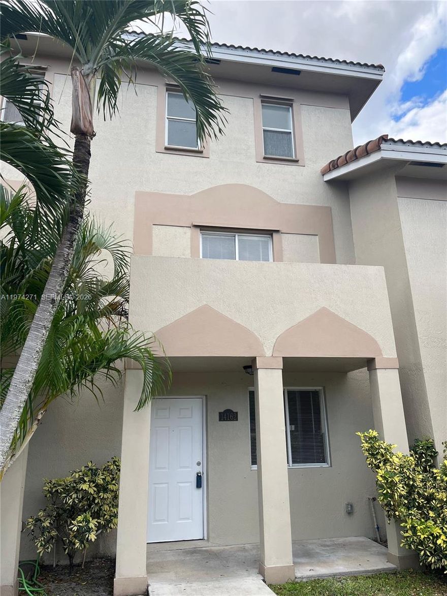 Move-in ready 3-story townhouse in gated community Lake Vue Villas in Opa-Locka for rent. 3 bedrooms/2.5 bathroom with tile and wood laminate flooring throughout. Brand new kitchen with quartz countertops and stainless steel appliances. Washer/dryer in unit and area in the entry that can serve as formal dining room. Extra large master bedroom with two walk-in closets and gorgeous views of the lake. Fenced back patio is perfect for entertaining and includes a storage room. 2 assigned parking spaces. Water is not included in rent.