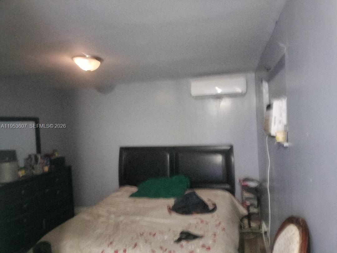 LAKE FOREST SEC 4 - Residential