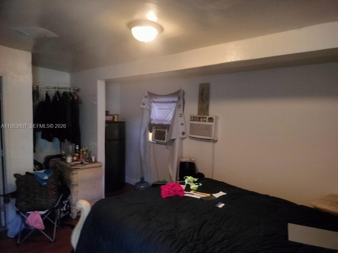 LAKE FOREST SEC 4 - Residential