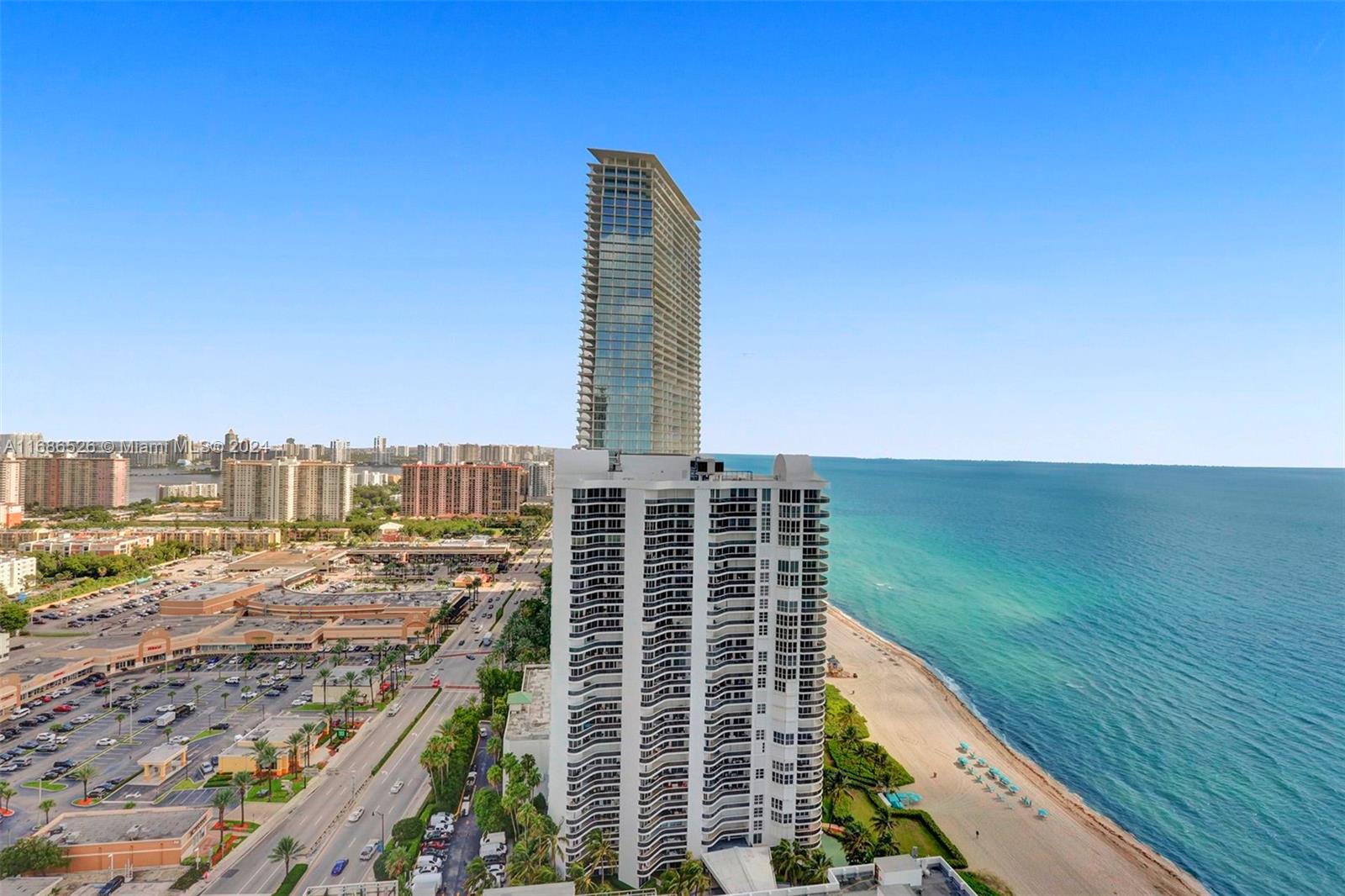 LA PERLA CONDO - Residential Lease