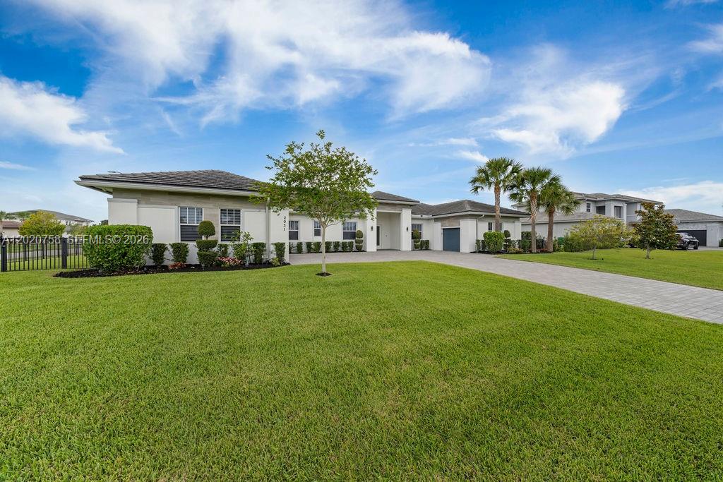 SIERRA ESTATES - Residential