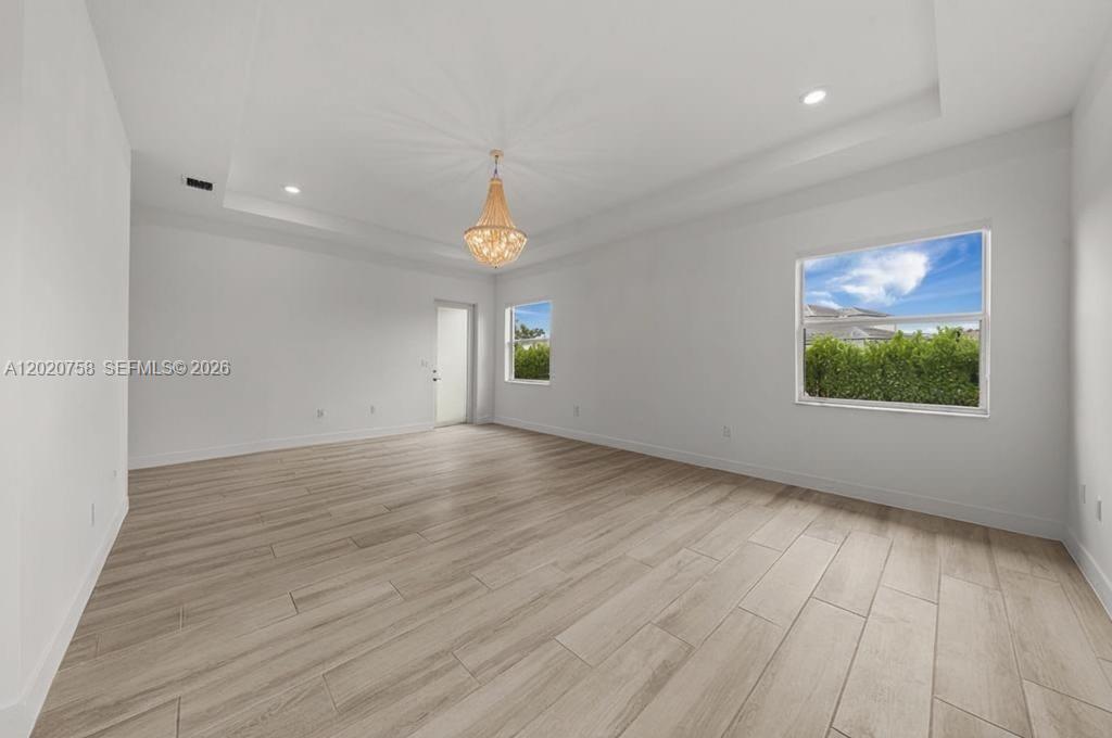 SIERRA ESTATES - Residential