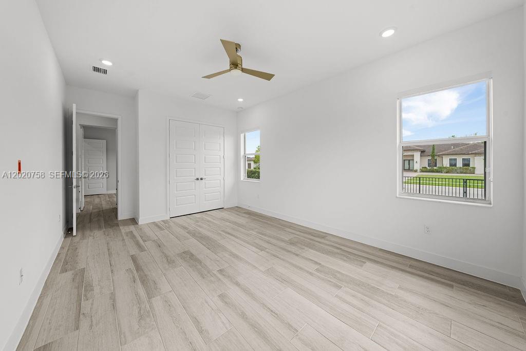 SIERRA ESTATES - Residential