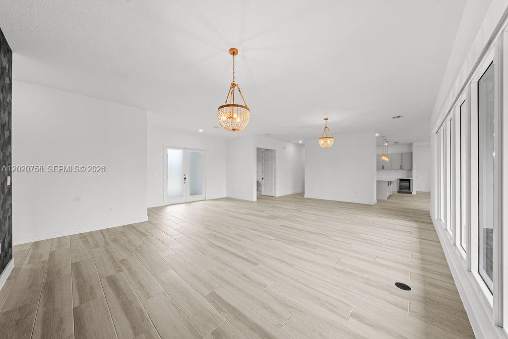 SIERRA ESTATES - Residential