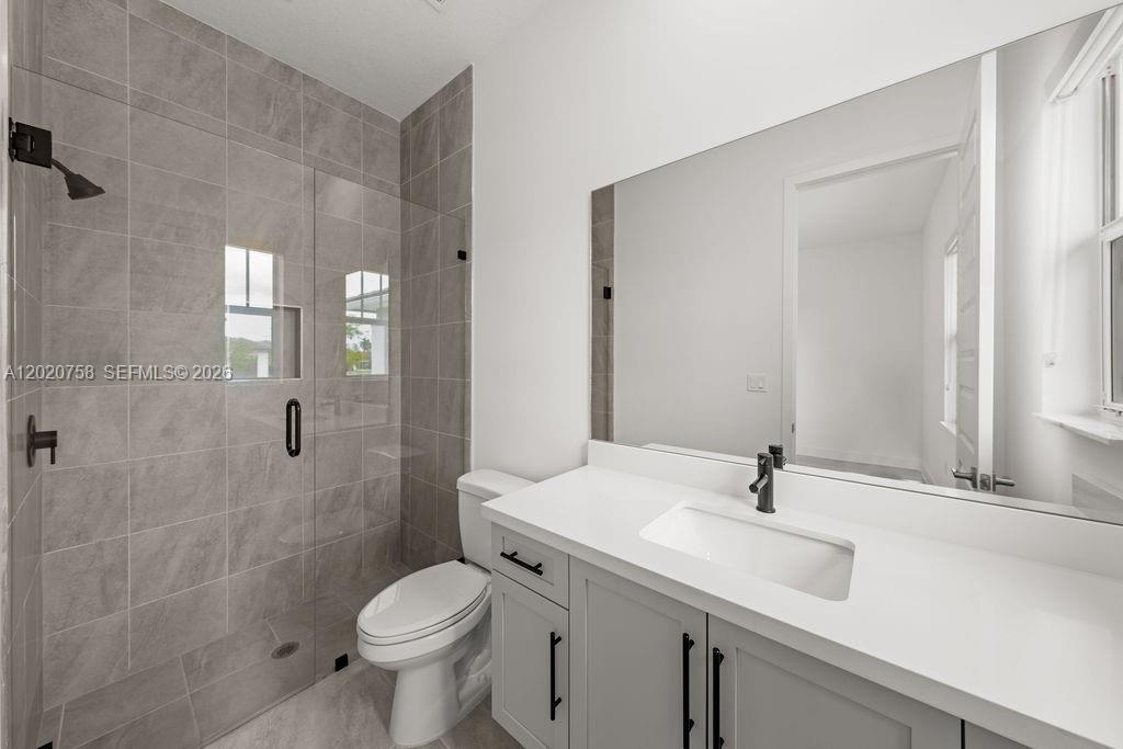 SIERRA ESTATES - Residential