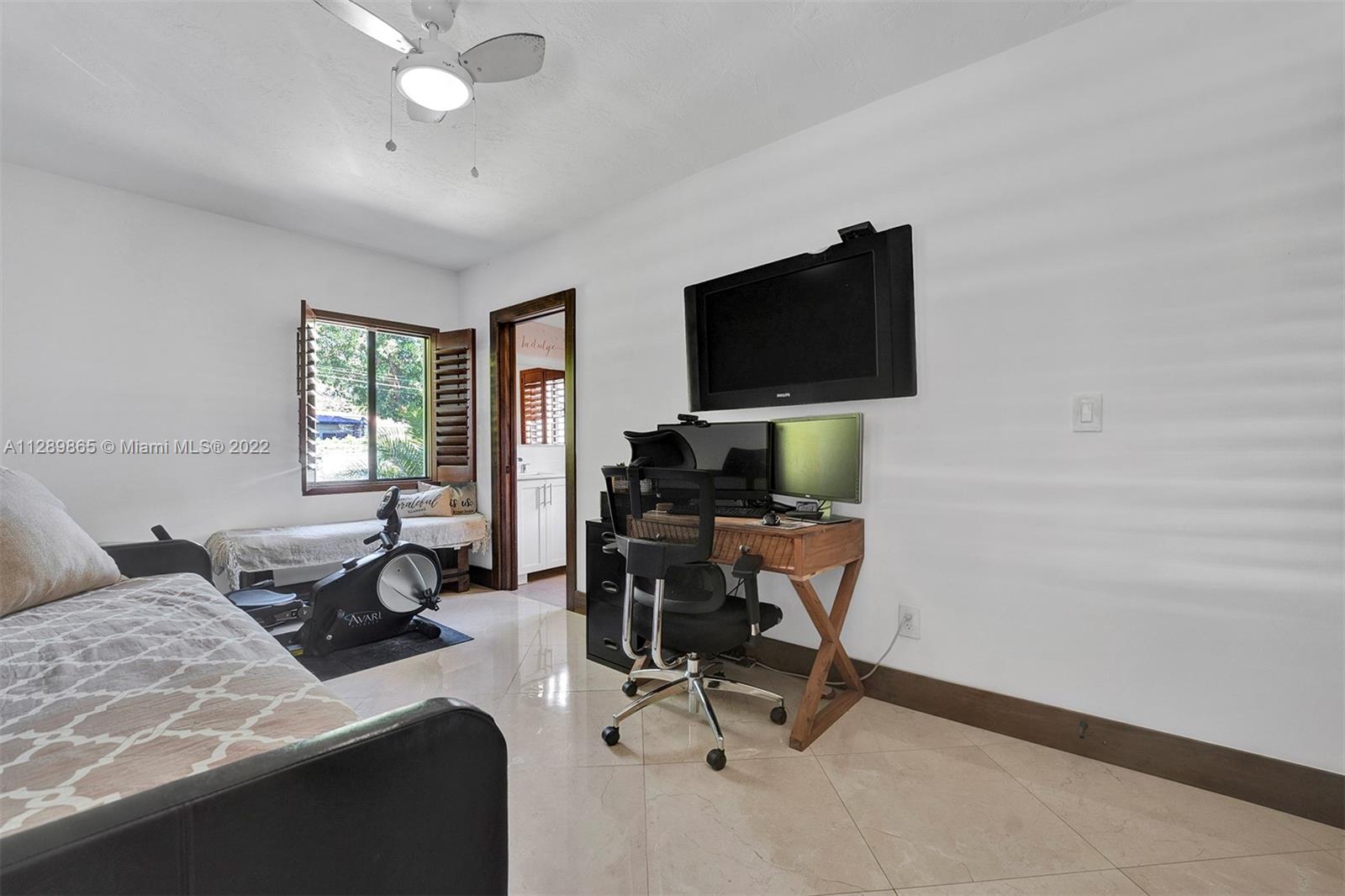 AMD PL BISCAYNE PINES - Residential