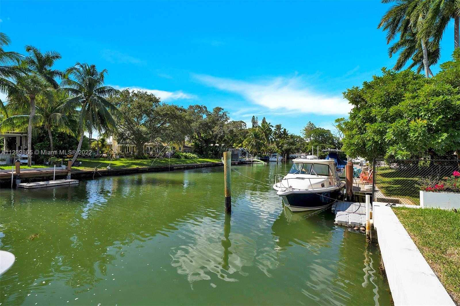 AMD PL BISCAYNE PINES - Residential